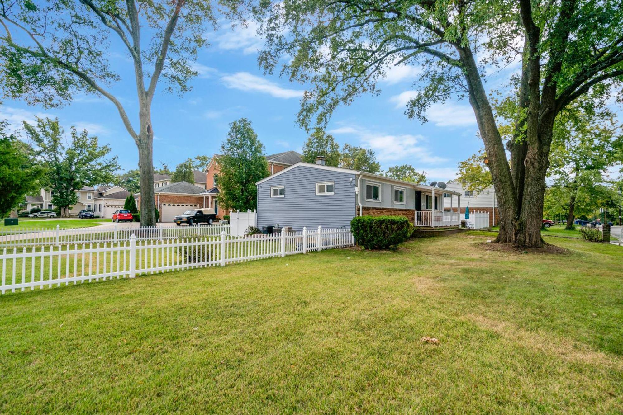 Escape To Our Cozy 3 Bed Rm 2 Bath Unit In Alexandria Vaヴィラ エクステリア 写真