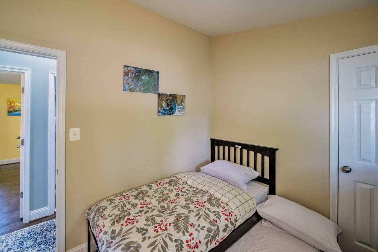 Escape To Our Cozy 3 Bed Rm 2 Bath Unit In Alexandria Vaヴィラ エクステリア 写真